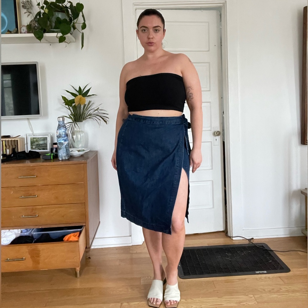 Madewell Denim Wrap Mid-Length Skirt - Size 31